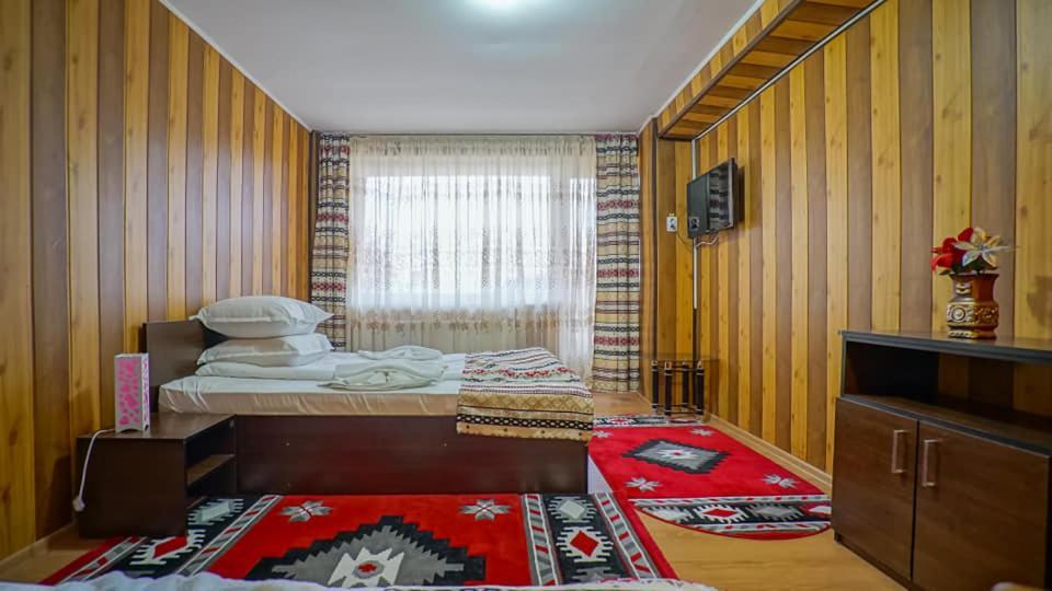 Vila Muntii Bucegi & Spa Bran  Exteriör bild