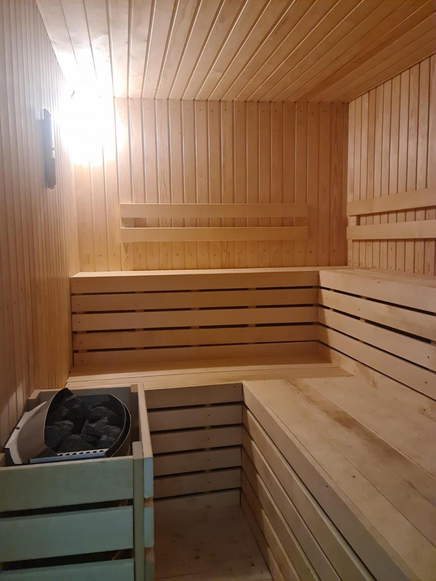 Vila Muntii Bucegi & Spa Bran  Exteriör bild